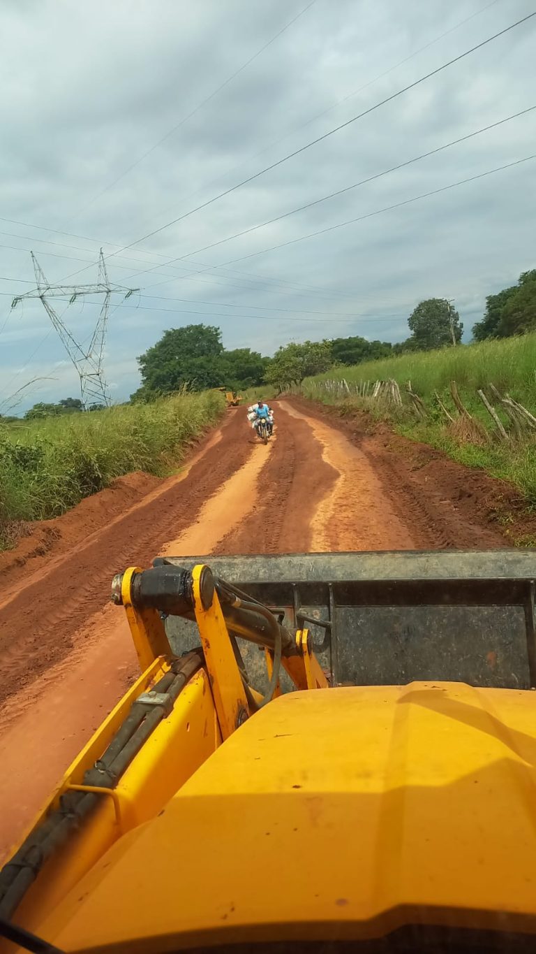 Prefeitura de São João dos Patos intensifica reparos em estradas nas localidades Jiló, Cassoen e Juçara