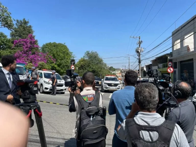 Ataque a tiros em escola de SP deixa um morto e dois feridos