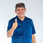 Formandos do 9º Ano da Escola Fco. Sá Sobrinho Homenageia o Prefeito Dr. Alexandre com o Nome da Turma