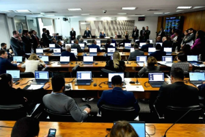 Entenda o que mudará se a PEC do fim da reeleição for aprovada