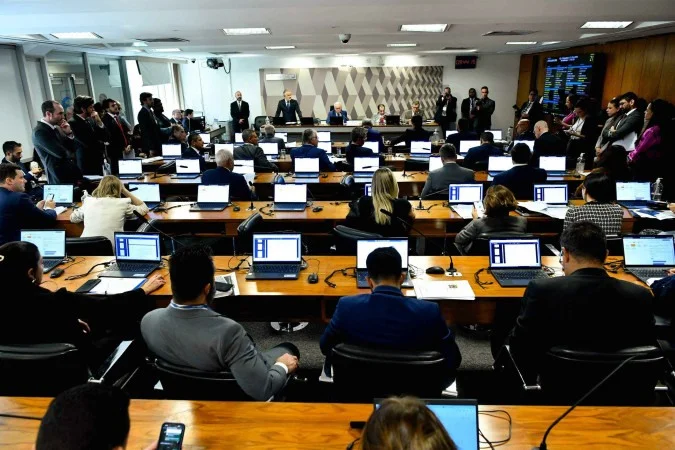 Entenda o que mudará se a PEC do fim da reeleição for aprovada